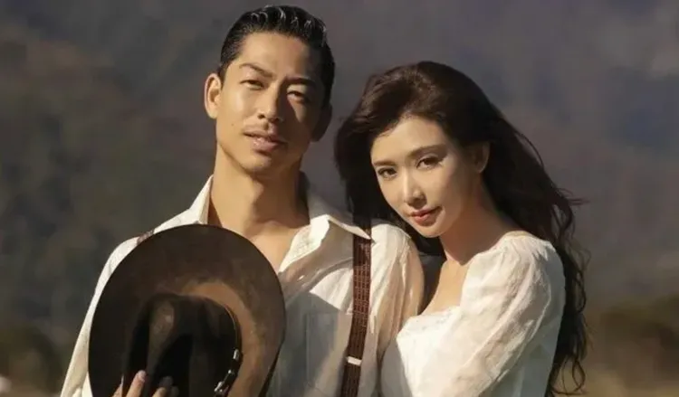 林志玲（右）與AKIRA婚姻幸福美滿。資料照片