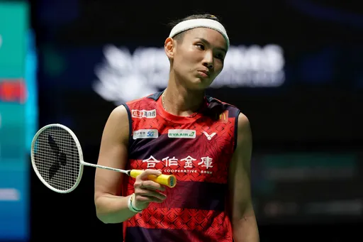 怎么会这样？戴资颖16强爆冷出局卫冕失败　黯然告别生涯最后亚运