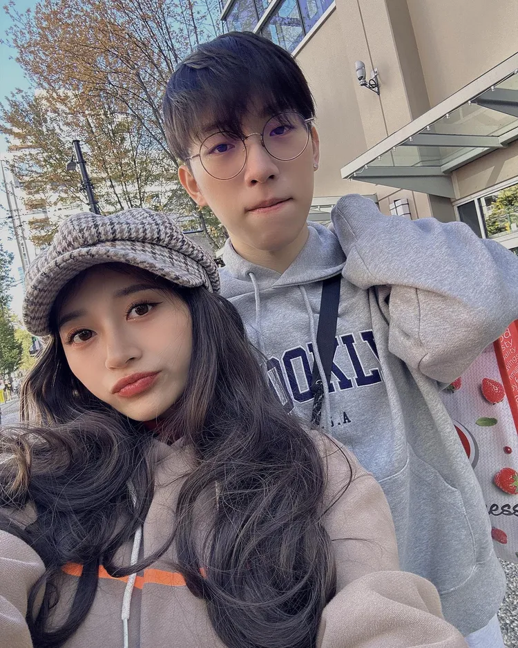 祈錦鈅與老公飛到加拿大。翻攝祈錦鈅臉書