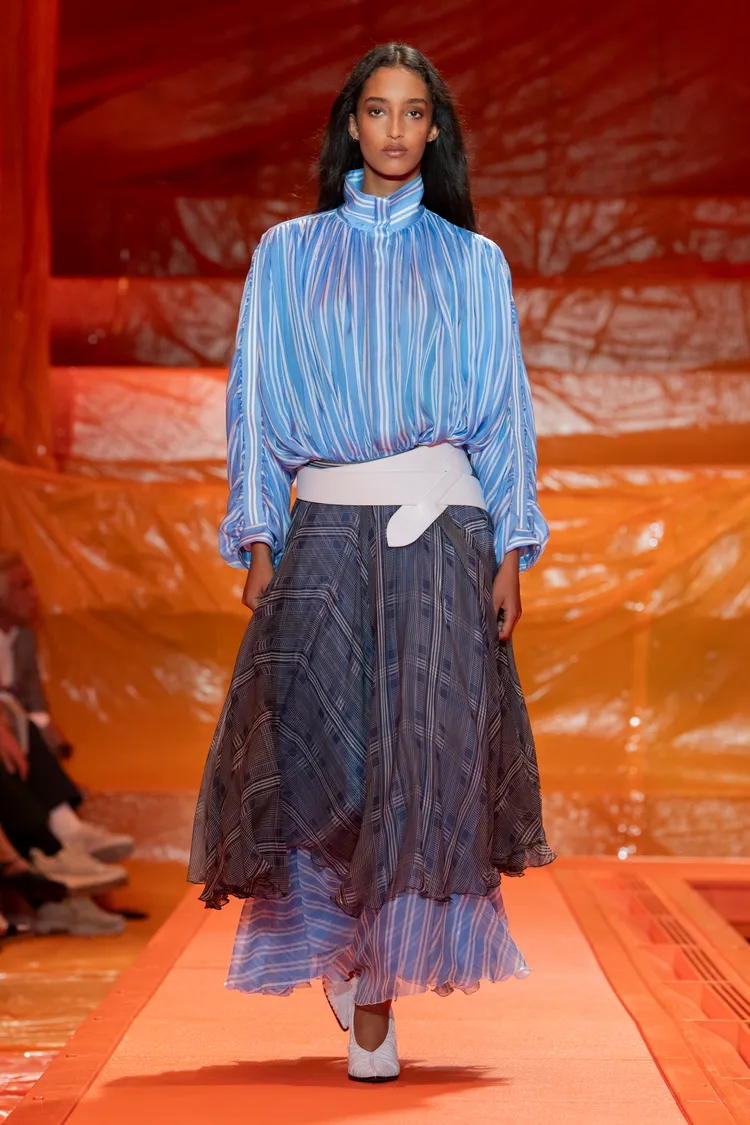 LV 2024春夏大秀。品牌提供