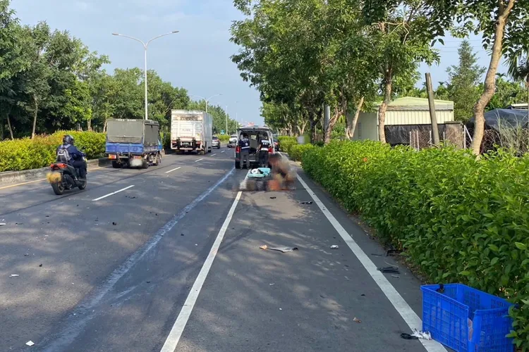 救護人員前往救治，但人到院前已死亡。讀者提供