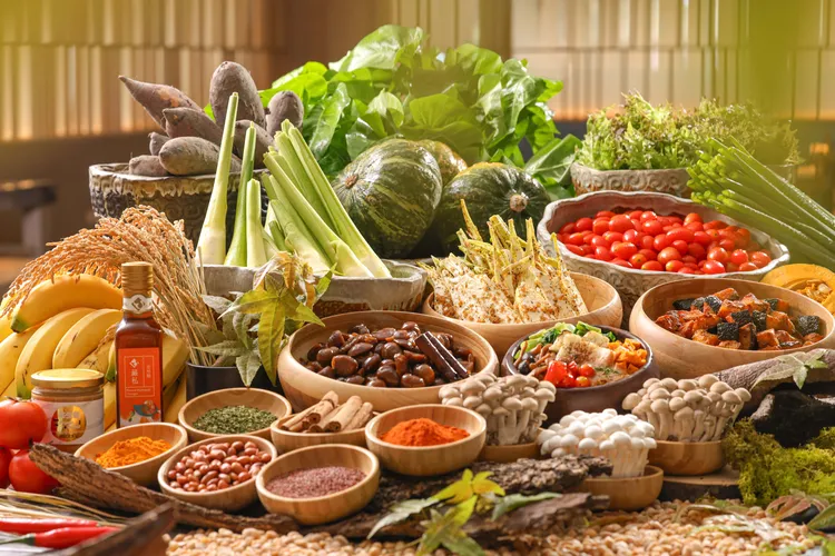 晶泉丰旅小小樹食餐檯結合在地溫泉蔬果。晶華提供