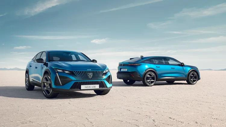 Peugeot 408可選分期優惠專案，或是 5 年 / 5 萬公里免費保養專案。原廠照片