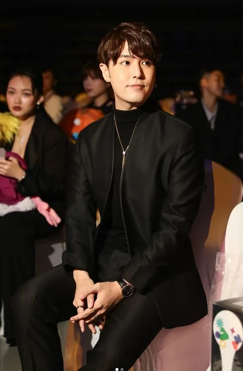 志祺七七整形後引起熱議。翻攝志祺七七IG