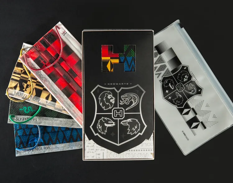 中衛推出的哈利波特－魁地奇聯名口罩。業者提供