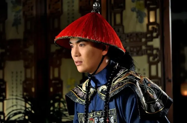 張曉龍在劇中飾演溫太醫。劇照