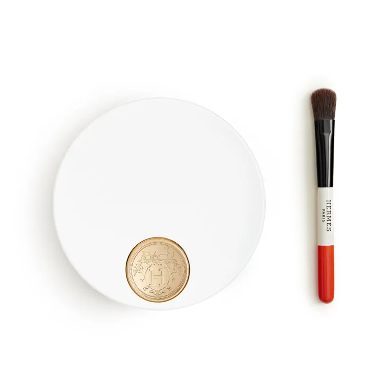 愛馬仕眼影各3850元，替換蕊芯各2050元。品牌提供