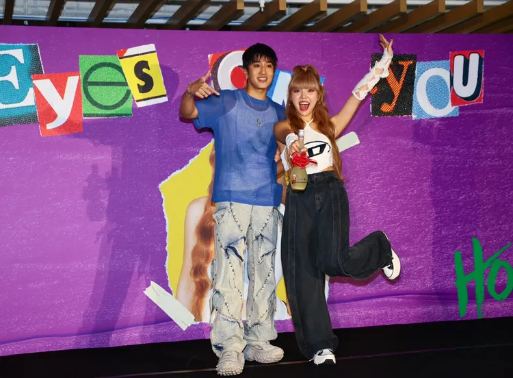 婁峻碩為了高中學姐站台。彭欣偉攝