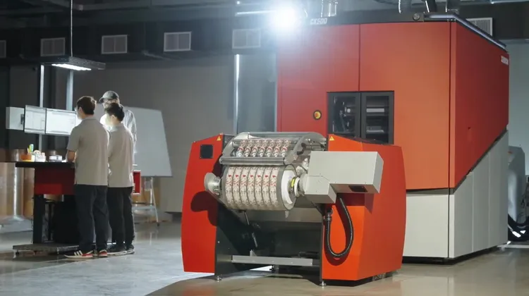 利百代注重印刷機的環保性，對環境不造成任何污染，從比利時引進頂級高規印刷機。