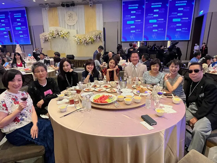 翻攝《陳美鳳 MeiFen》粉專