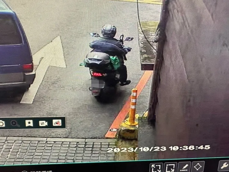 警方查出死者獨自騎車前來阿里山。讀者提供