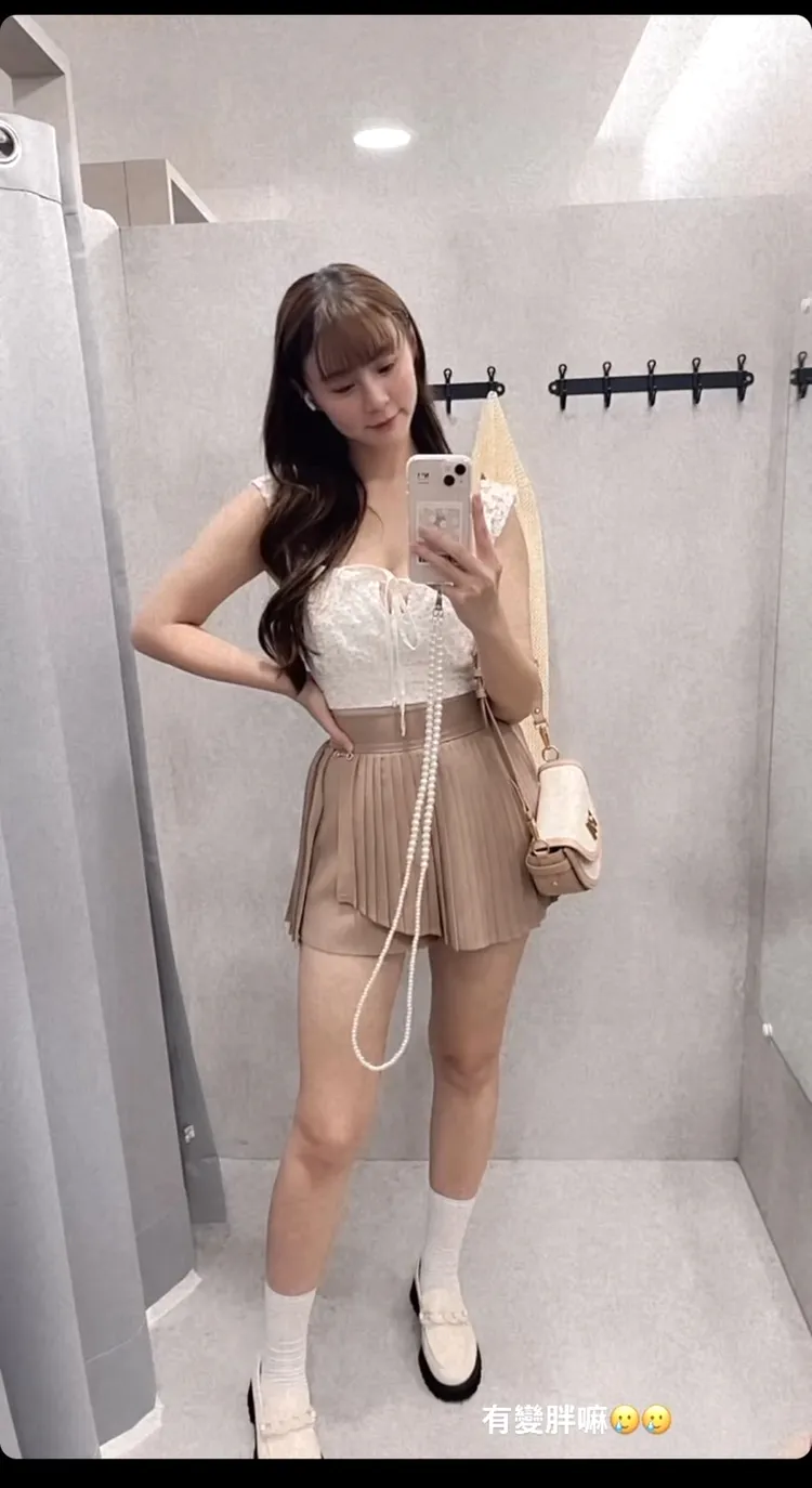 短今發限動自嘲「有變胖嘛」。翻攝短今IG