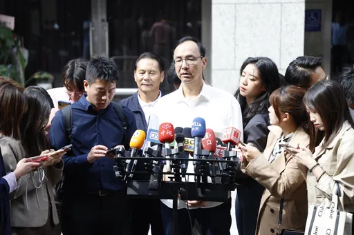 藍白合|國民黨拋「民主初選」 陳智菡酸為何郭台銘不用!朱立倫回應了