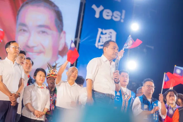 侯友宜猛批對手賴清德一騙再騙。取自現場共訊畫面