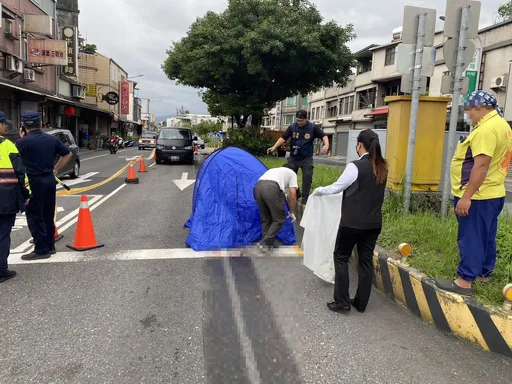 宜蘭婦晨運後步行吃早餐　過馬路竟走2化槽車間隙！慘遭當場輾斃