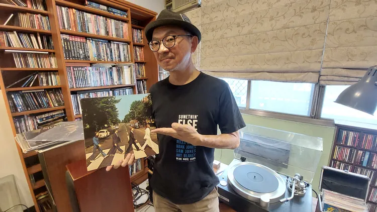 Beatles《Abbey Road 》是第一號收藏品。凃建豐攝