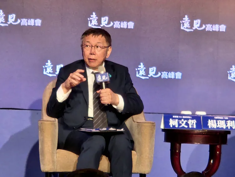 柯文哲認為自己比藍綠領導人更能做好中美溝通。施智齡攝