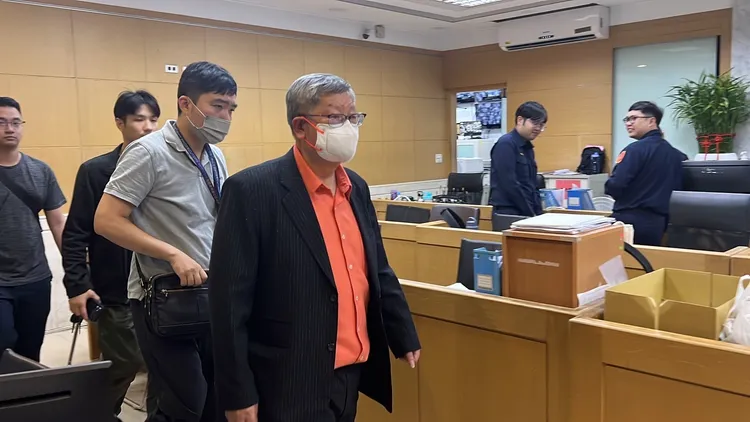 呂秀金丈夫黃振輝。陳彩玲攝