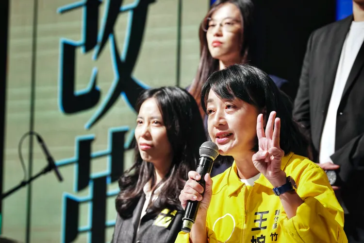 王婉諭接受媒體聯訪時表示，時代力量是交通安全、居住正義、兒少守護的第一品牌。林林攝