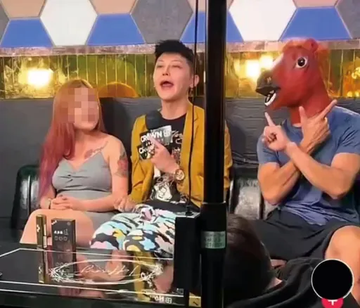 「最噁心網紅」被下架!他爆「小哥哥艾理只是傀儡」 背後大佬是這