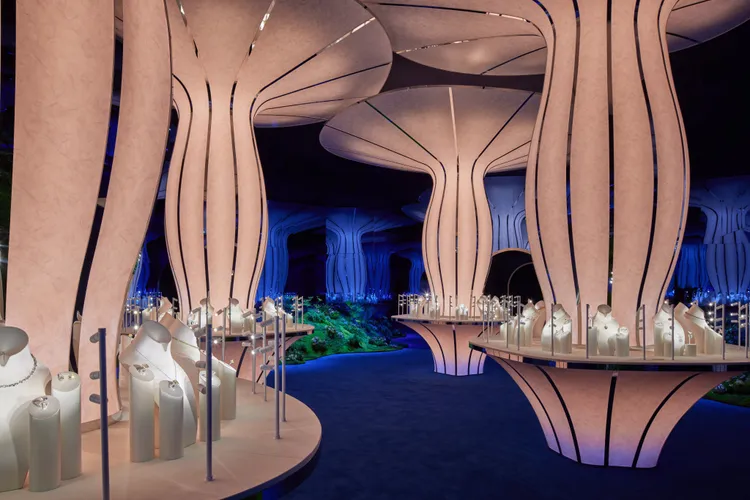 TIFFANY 2023 Blue Book系列幻海秘境Out of the Blue秋季新作發表。品牌提供