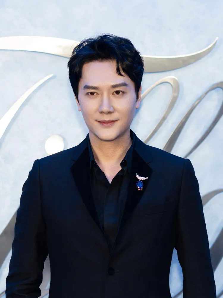 馮紹峰。品牌提供