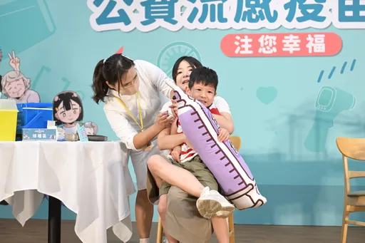 免疫負債來襲!流感疫情11月中再攀升 1歲童肺炎插管未脫險