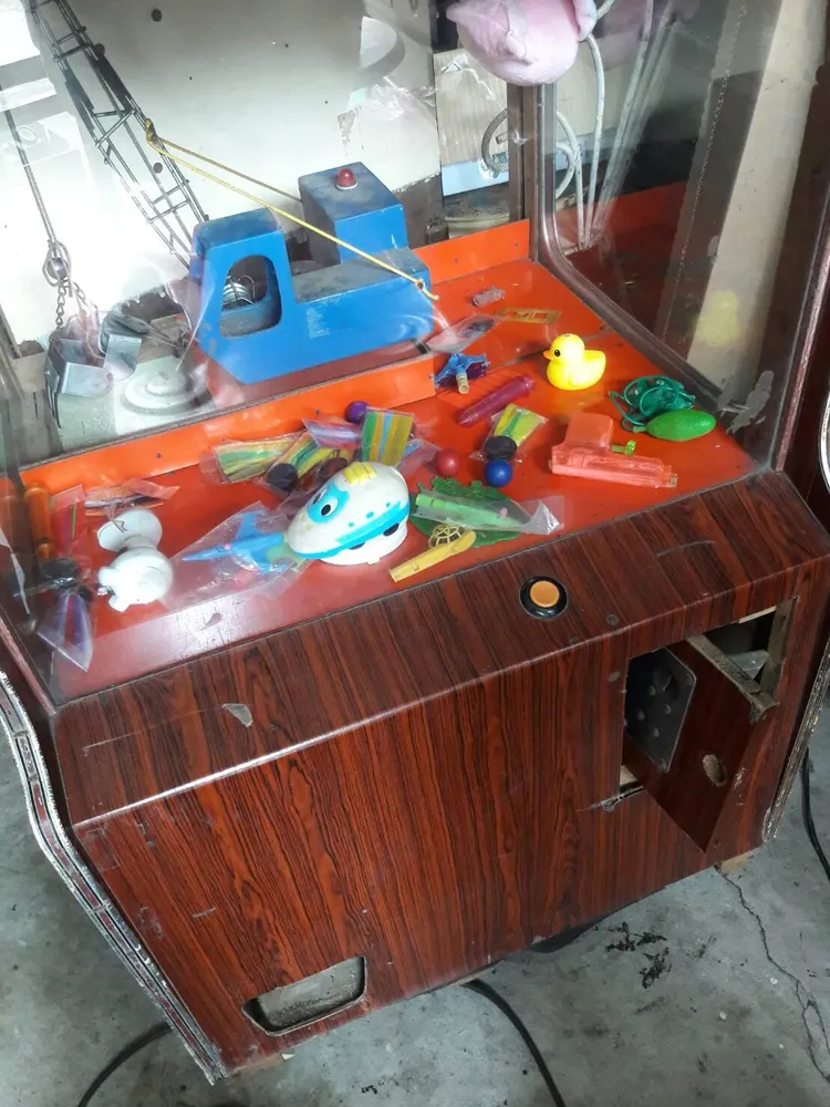 高雄一名黃先生分享他家還有懷舊娃娃機機台。黃先生授權提供