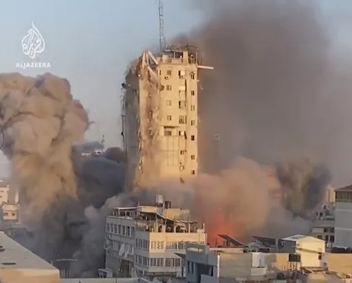 以色列「鐵劍行動」反擊!轟垮大樓影片曝 加薩走廊激戰232死