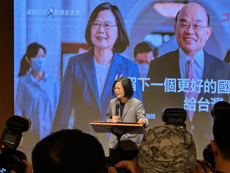 蔡英文回憶找蘇貞昌當閣揆時，被認為兩人不到2周就會打起來。潘袁詩羽攝