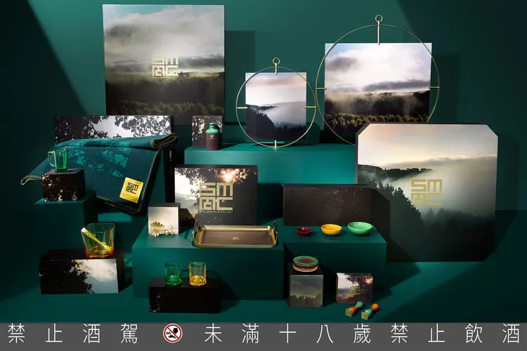 Stella and Mary McCartney共同為麥卡倫打造出「TOGETHER」系列，既是藝術瑰寶，亦是對精湛工藝的完美體現，反映麥卡倫無與倫比的工藝與創意。業者提供