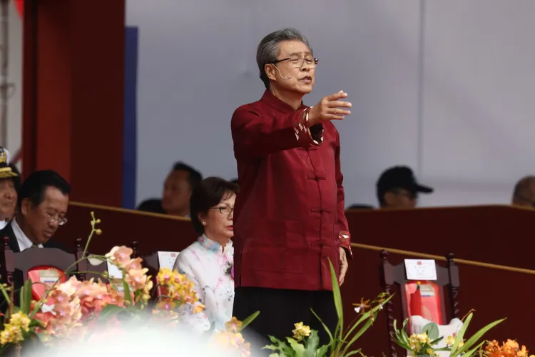 楊烈等藝人共同演唱。彭欣偉攝