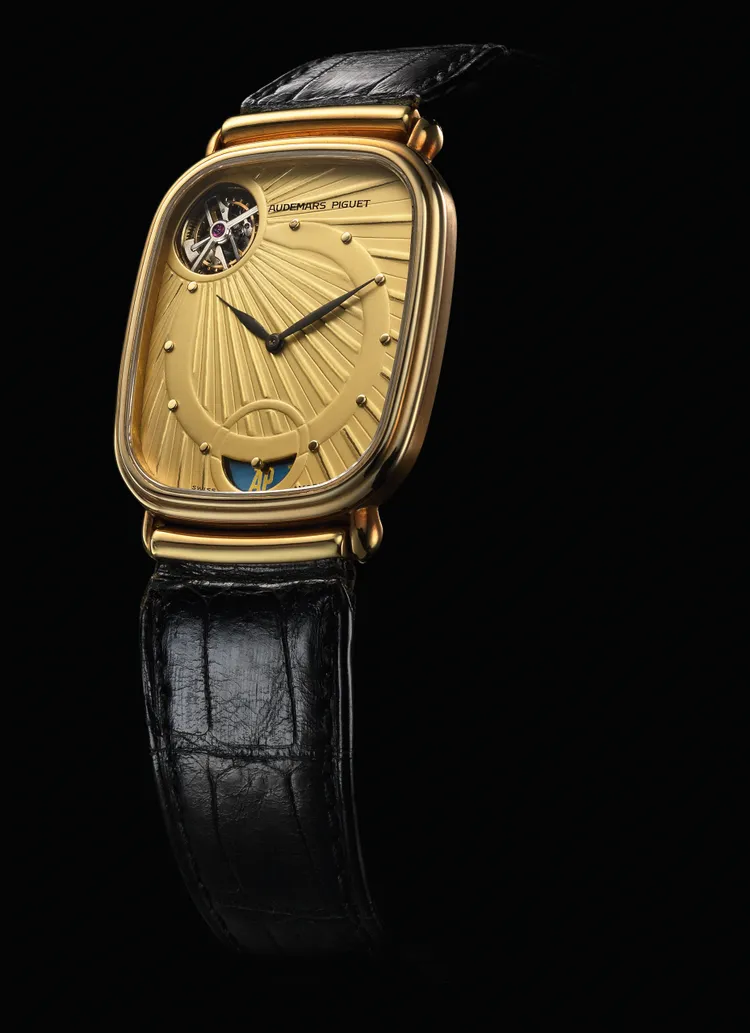 首款自動上鍊陀飛輪腕錶（1986）。品牌提供