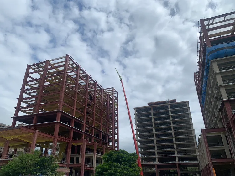 發生意外的工地。翻攝畫面