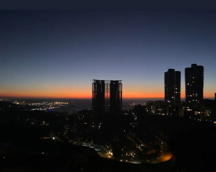 李明川家中往外可望見絕美景色。翻攝李明川臉書