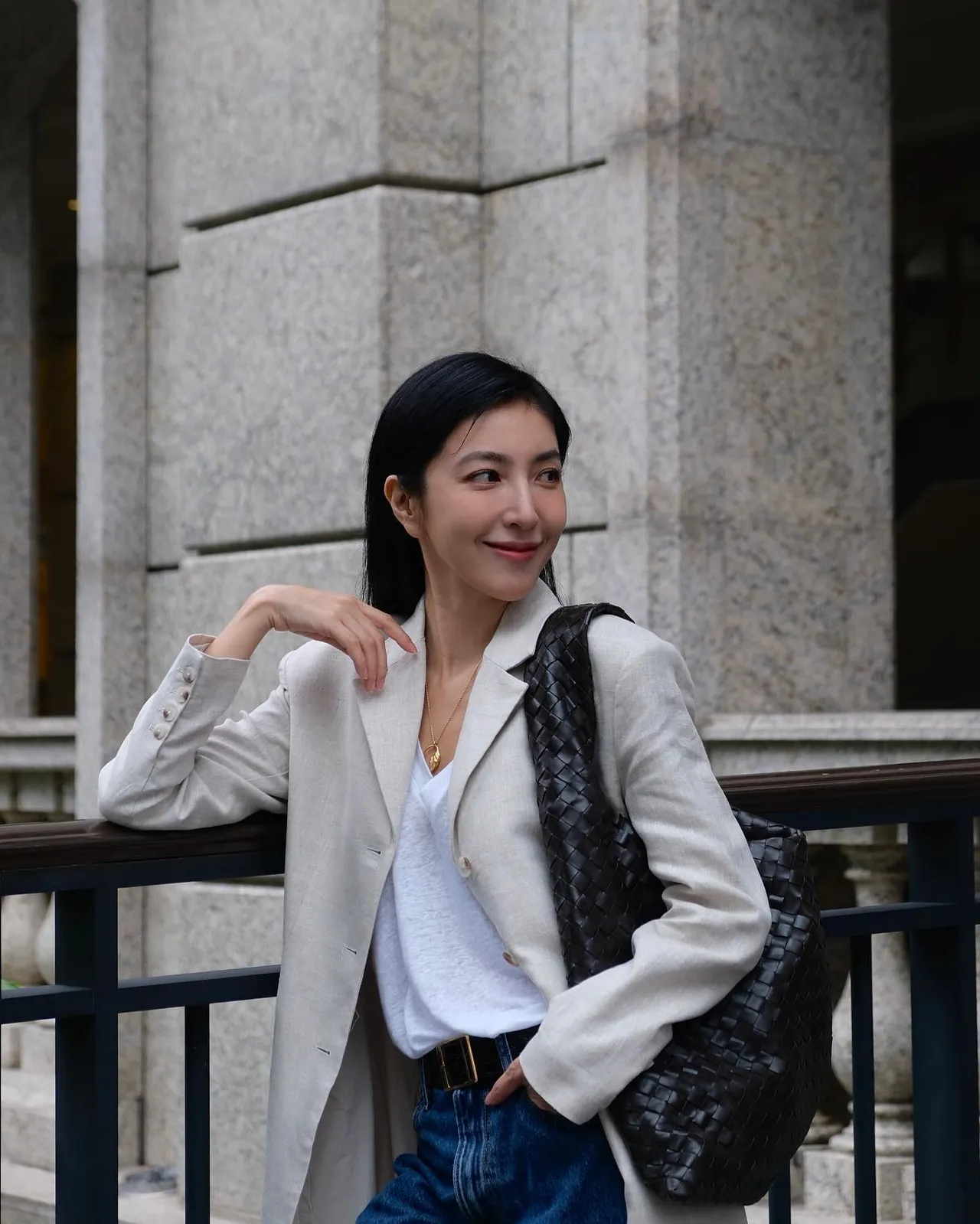 楊謹華也愛BOTTEGA VENETA全新HOP包。翻攝楊謹華IG