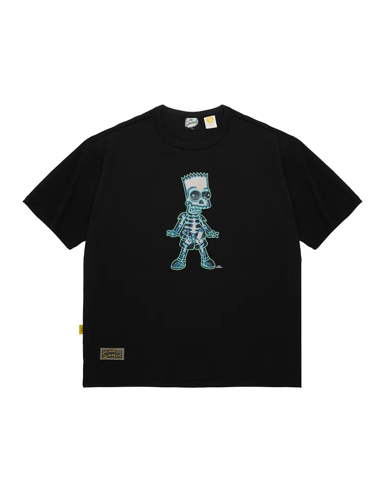 骷顱霸子熱感應短T，990元。品牌提供