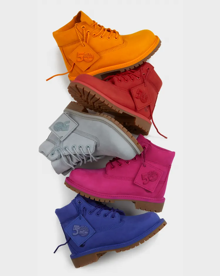 Timberland 50周年特別款彩色靴，各7200元。品牌提供