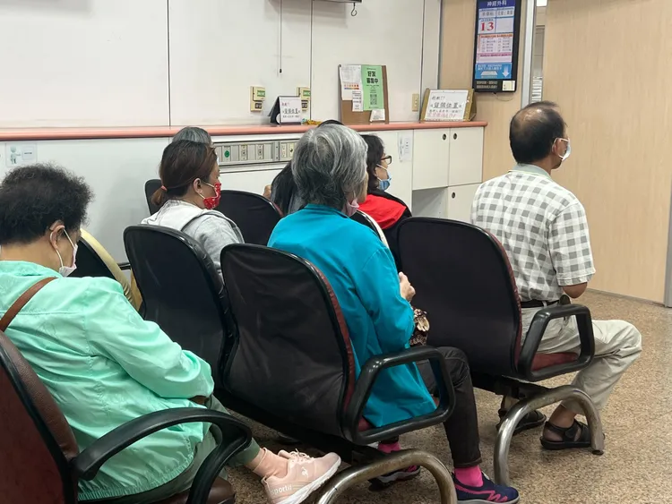 李偉裕的病患很多，這可能也是他經常遭人惡意中傷的原因。院方提供