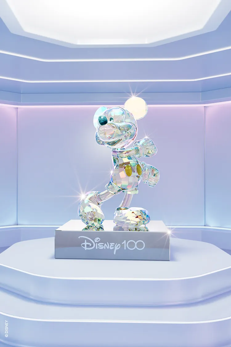 Disney100 Mickey Mouse，1萬5000元。品牌提供