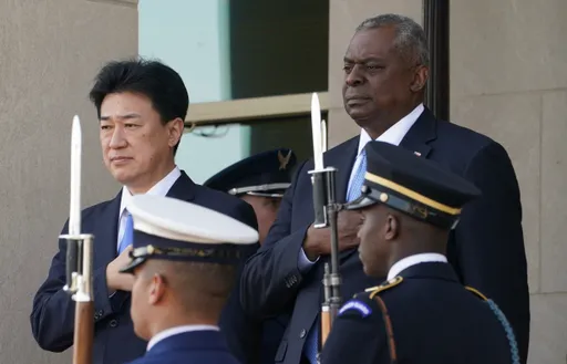 日本防相首會美防長 擬提早取得戰斧飛彈