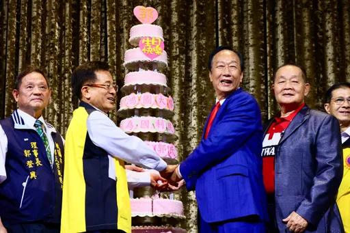 柯郭合有谱?郭台铭认同柯文哲理念 生日亲许3愿望:盼2024是「Good Timing」
