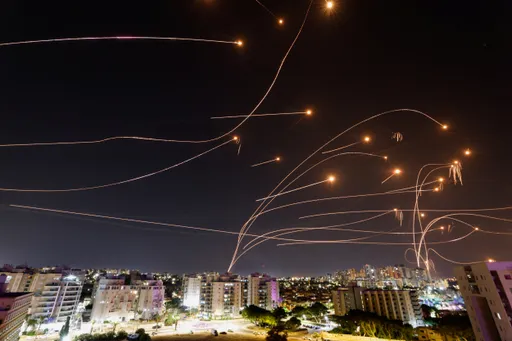 「飽和攻擊」讓以色列「鐵穹」產生空隙 美國重金支援可望重回「完美」