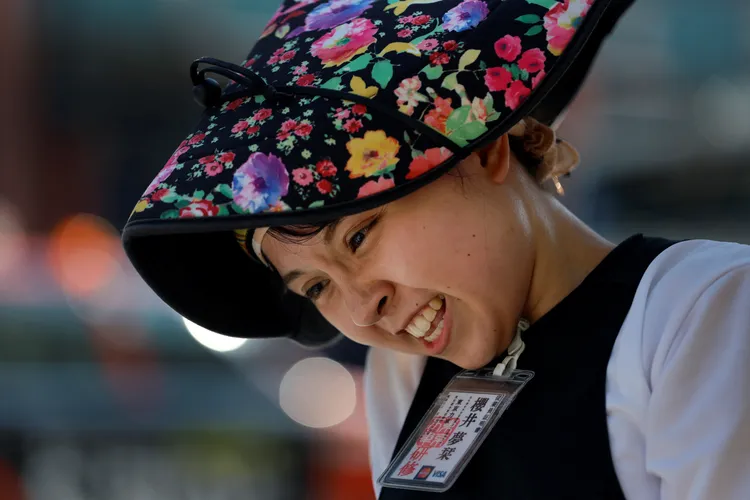 20歲的櫻井通過4個月的訓練，目前是實習生。路透社