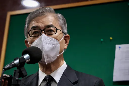 大股東干政修法連退兩步 金管會主委黃天牧:沒有外界壓力