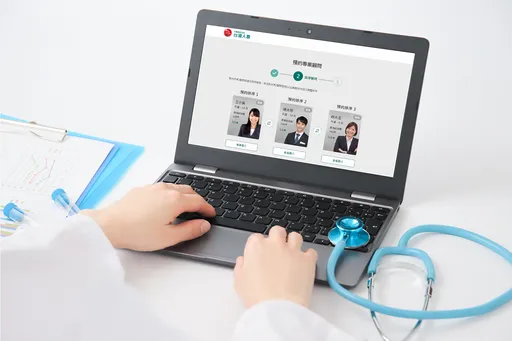 懶得蒐集醫院收據 建議一次給付癌症險