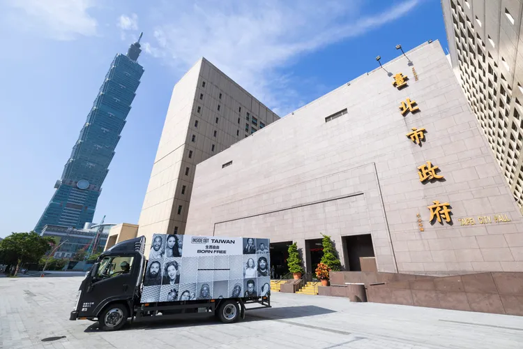 白晝之夜公共藝術牆。文化局提供