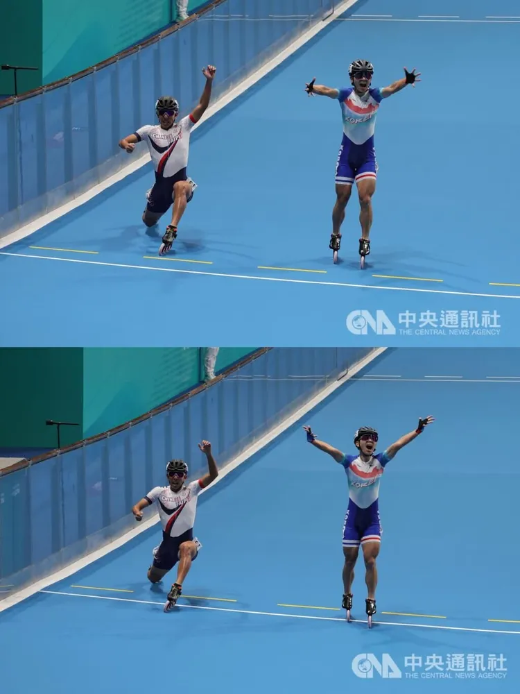 韓國選手(右)提前慶祝，中華隊黃玉霖(左)一腳勝出。中央社