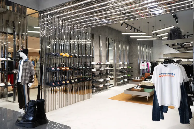 DSQUARED2微風南山旗艦店。品牌提供