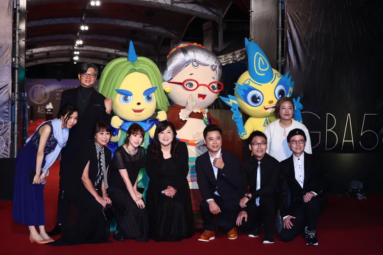 《妖果小學》團隊。彭欣偉攝